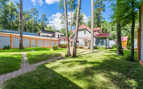 2-этажный коттедж 207.8 м² с отделкой