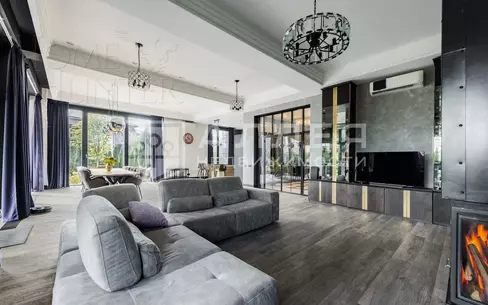 2-этажный коттедж 440 м² с отделкой