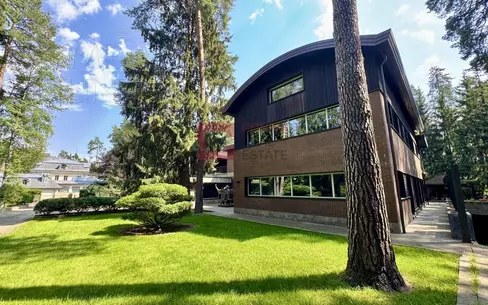 2-этажный коттедж 1 200 м² с отделкой