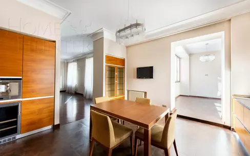 5-КОМН. КВАРТИРА С ОТДЕЛКОЙ 187.8 М² НА 4 ЭТАЖЕ