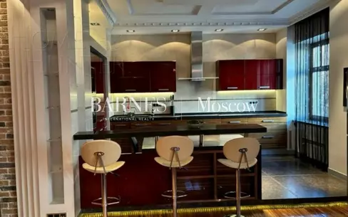 4-КОМН. КВАРТИРА С ОТДЕЛКОЙ 161.4 М² НА 3 ЭТАЖЕ