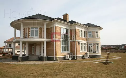 2-этажный коттедж 556.33 м² без отделки