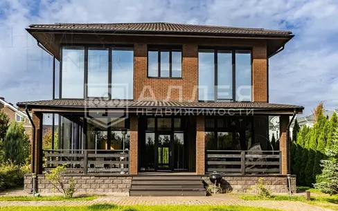2-этажный коттедж 440 м² с отделкой