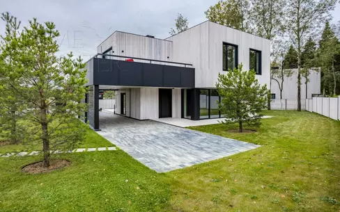 2-этажный коттедж 346 м² с отделкой