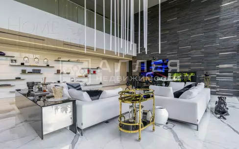 3-этажный коттедж 2 300 м² с отделкой