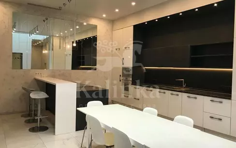 2-этажный таунхаус 385 м² с отделкой