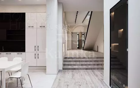 2-этажный таунхаус 385 м² с отделкой