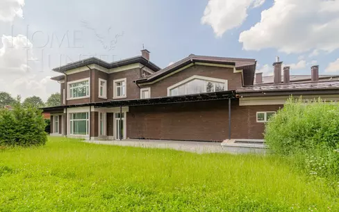 2-этажный коттедж 750 м² без отделки