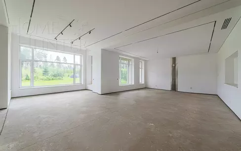 2-этажный коттедж 750 м² без отделки