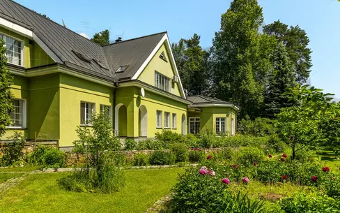 2-этажный коттедж 675.8 м² с отделкой