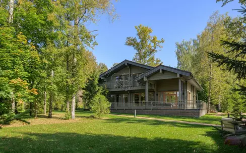 2-этажный коттедж 464 м² с отделкой