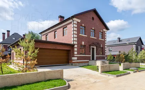 2-этажный коттедж 320 м² без отделки