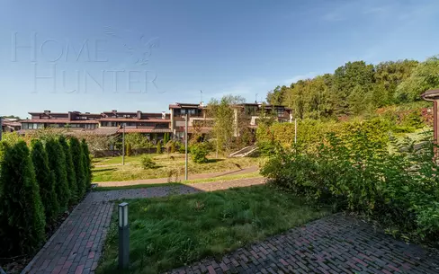 2-этажный таунхаус 270 м² без отделки