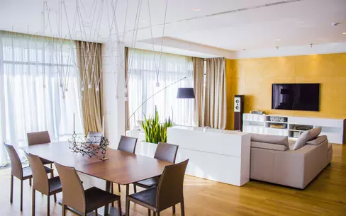 2-комн. кв., 173.6 м², 2 этаж