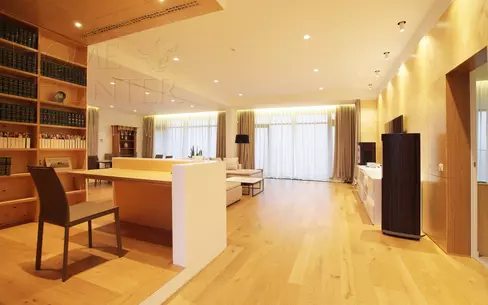 2-КОМН. КВАРТИРА С ОТДЕЛКОЙ 173.6 М² НА 2 ЭТАЖЕ