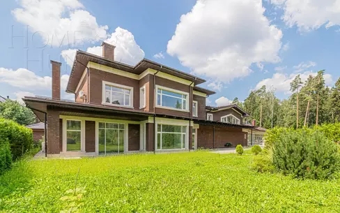 2-этажный коттедж 750 м² без отделки