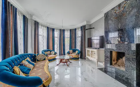 3-этажный коттедж 350 м² с отделкой