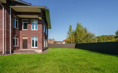 2-этажный коттедж 500 м² без отделки