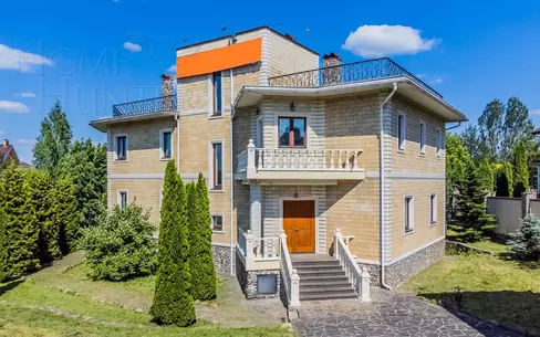 2-этажный коттедж 479.7 м² с отделкой