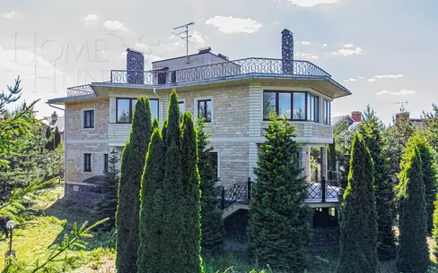 2-этажный коттедж 479.7 м² с отделкой