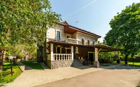 2-этажный коттедж 637 м² с отделкой