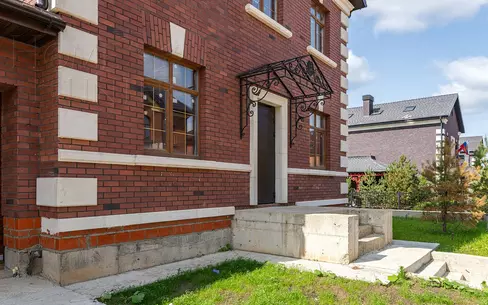 2-этажный коттедж 320 м² без отделки