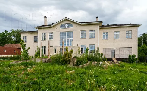 2-этажный коттедж 921 м² без отделки