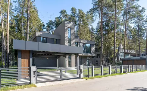 2-этажный коттедж 400 м² с отделкой