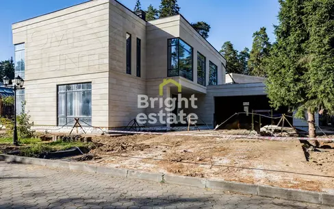 2-этажный коттедж 616 м² без отделки