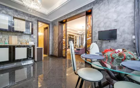 3-КОМН. КВАРТИРА С ОТДЕЛКОЙ 183.9 М² НА 3 ЭТАЖЕ