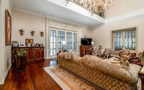 2-этажный коттедж 850 м² с отделкой