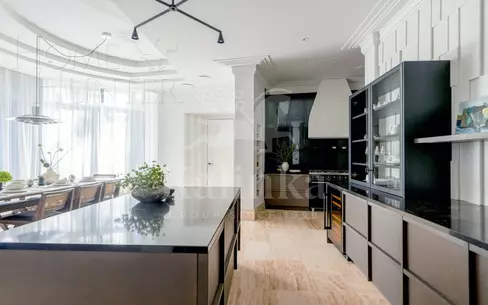 2-этажный коттедж 830 м² без отделки