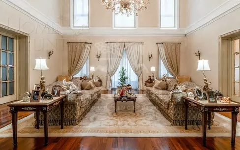 2-этажный коттедж 850 м² с отделкой
