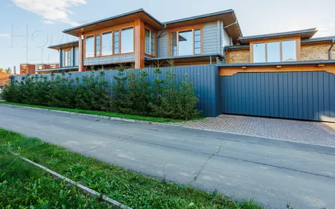 2-этажный коттедж 1 250 м² с отделкой