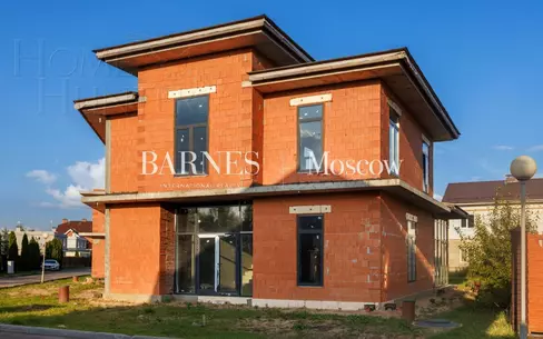 2-этажный коттедж 800 м² без отделки