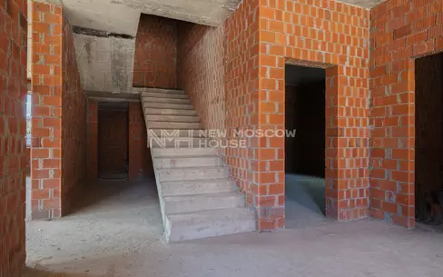 2-этажный коттедж 380 м² без отделки