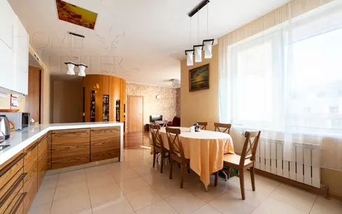2-УРОВНЕВАЯ КВАРТИРА С ОТДЕЛКОЙ 162.7 М² НА 32 ЭТАЖЕ