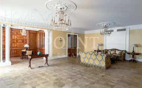 6-КОМН. КВАРТИРА С ОТДЕЛКОЙ 323.5 М² НА 3 ЭТАЖЕ