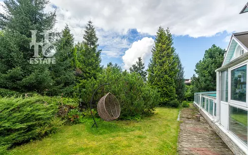 3-этажный коттедж 300 м² с отделкой