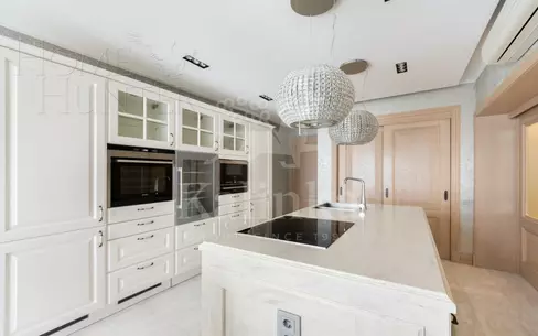 2-КОМН. КВАРТИРА С ОТДЕЛКОЙ 155 М² НА 6 ЭТАЖЕ