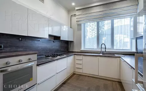 3-этажный таунхаус 200 м² с отделкой