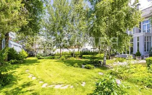 2-этажный коттедж 820 м² с отделкой