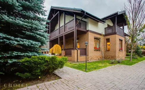 2-этажный коттедж 490 м² с отделкой