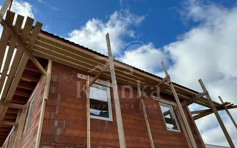 2-этажный коттедж 190 м² без отделки