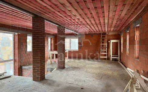 2-этажный коттедж 190 м² без отделки