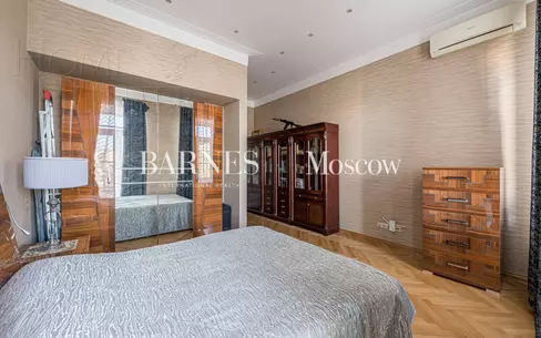 4-КОМН. КВАРТИРА С ОТДЕЛКОЙ 130 М² НА 4 ЭТАЖЕ
