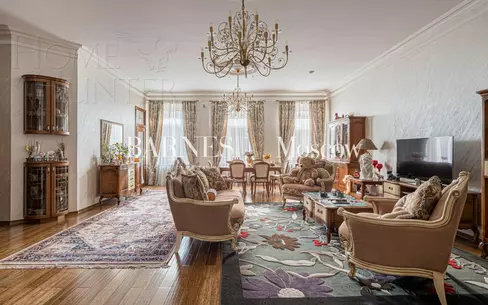 3-КОМН. КВАРТИРА С ОТДЕЛКОЙ 140 М² НА 2 ЭТАЖЕ