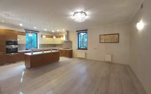 2-этажный коттедж 607 м² с отделкой