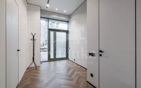 3-этажный таунхаус 168.6 м² с отделкой