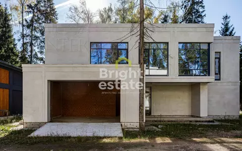 2-этажный коттедж 520 м² без отделки